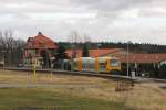 Der Bahnhof Holzdorf (b Weimar) ist der Kreuzungsbahnhof an der Ilmtalbahn. ODEG VT 650.73, unterwegs für die Erfurter Bahn, wartet am 05.03.2015 als EB 80943 aus Weimar auf den Gegenzug aus Kranichfeld.