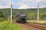 155 007-8 (EBS) fuhr am 06.08.17 duch Remschütz nach Saalfeld/Saale.