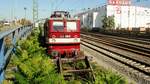 242 110-5 (91 80 6142 110-6 D-EBS) steht mit 242 145-1 in einem Prellbockgleis im Bahnhof MA-Waldhof.