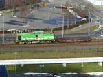 Erfurter Industriebahn Werklok 22, Lisa 2, 9880 3293025-3 D-EIB mit einem Flachwagen in Gera am 20.2.2021