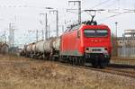 156 002-8 D-FWK bei der Abfahrt am 22.03.2021 mit dem Sirupzug Anklam - Aarberg - Lok nur auf deutscher Seite - Anklam