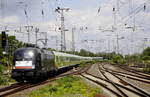 Mit gut 80 Minuten Verspätung läuft FLIXTrain 1802 aus Hamburg in Duisburg Hbf ein (21.6.19).