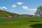 185 589 der HGK mit Kesselzug Richtung Norden bei Wernfeld.(5.5.2016)