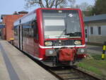 Für den Momentan ausgefallenen VT650 032 hat die PRESS den HANS 672 914 angemietet.Hier am 07.April 2024,vor der Abfahrt nach Lauterbach Mole,in Bergen/Rügen.