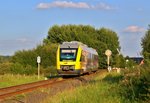 VT 265 (648 165/665) der HLB als RB 90 (61568)  Westerwald-Sieg-Bahn  von Limburg (Lahn) nach Siegen Hbf in Bellingen am Abend des 08.09.16.