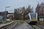 HLB 122 verlässt Hadamar als RB90 Richtung Limburg.

Hadamar 26.11.2016
