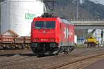 185 584-0 der HGK rauschte am 09.04.2010 Lz in Richtung Norden durch Bad Hersfeld.