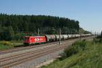 185 606 mit Kesselwagen am 06.09.2010 bei Rhrmoos.