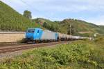 185 521-2 mit Kesselwagenzug in Fahrtrichtung Süden. Aufgenommen bei Boppard am 03.10.2013.