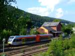 Die Hellertalbahn fhrt vom Bahnhof Herdorf am 30.07.2010 in Richtung Betzdorf, mit einem Stadler GTW 2/6 los.