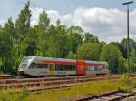   Ein Stadler GTW 2/6 der Hellertalbahn erreich nun (am 15.07.2013) den Bahnhof Burbach (Kr.