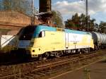 Siemens ES64U2-024 Dispolok unterwegs für die damalige KEG (Karsdorfer Eisenbahngesellschaft) mit einem Kesselwagenzug am 12.10.2003 in Großkorbetha.