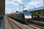 MRCE Dispolok 185 553-5 mit einen Stahlcoilzug am 06.07.19 in Frankfurt am Main Süd