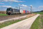 193 607 mit einem boxxpress Containerzug bei Ansbach Richtung Würzburg, 07.04.2019