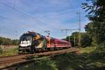 Beethoven Taurus von MRCE/Dispolok ES 64 U2-10 (182 510-8) mit Euroexpress Sonderzugwagen in Hanau am 15.09.19