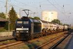 17.06.2020 - Bf Anklam - MRCE 185 567-5 mit Kesselwaggons durch nach Norden.