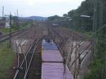 Der Gterbahnhof Karlsruhe am Samstag, den 2. August 2008. Einfahrt einer extrem langsamen Dispolok mit einigen Waggons.