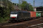 ES 64 F4-453 fuhr mit einen intermodal am 27.04.14 durch hh-harburg