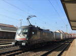 ES 64 U2 - 035 (9180 6182 535-5 D-Dispo) mit einem gemischten Güterzug durchfährt Ansbach am 16.