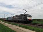 MRCE/Dispolok SBB Cargo International Siemens ES 64 F4-112 (189 112) am 06.05.17 in Walluf mit einen Containerzug