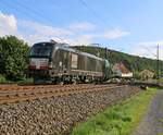 193 867 als Tfzf in Fahrtrichtung Norden. Aufgenommen am 02.09.2015 in Haunetal-Neukirchen.