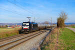 187 106 MRCE mit einem Kesselzug bei P�lling Richtung N�rnberg, 11.04.2022