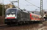 182 528-0 MRCE Dispolok ES 64 U2-028 schiebt RB 16313 Eisenach - Halle, Thringer Bahn KBS 580 Erfurt - Naumburg, fotografiert bei der Einfahrt in den Bhf.