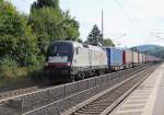 182 529 (ES 64 U2-029) mit Containerzug in Fahrtrichtung Norden. Aufgenommen in Wehretal-Reichensachsen am 22.08.2013.