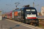 MRCE 182 536/ES 64 U2-036 mit HKX1801 in Essen Hbf, M�rz 2014.