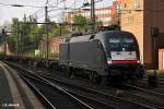 ES 64 U2-069 zog einen intermodal am 25.04.14 durch hh-harburg