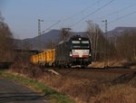 193 860 mit S21 Abraumzug in Fahrtrichtung Süden. Aufgenommen am Umspannwerk Eschwege am 18.03.2015.