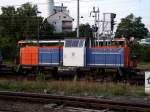 Eine BR 214 der NBE Rail in Heidelberg Hbf abgestellt von Bahnsteig aus fotografiert am 26.09.11 Sie trgt den Namen Waibstadt da Sie dort von der GLG (Gmeinder Lokomotivenfabrik GmbH) modernisiert