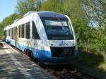 Am 10.05.2008 steht der OLA-Triebwagen 701 in Lauterbach Mole.