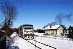 OLA VT 010 fhrt als OLA80107 von Bergen nach Lauterbach Mole am 14.02.2009 in den Bahnhof Putbus ein.