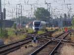 OME81037 von Rostock Hbf.nach Gstrow wird im Rostocker Hbf.bereitgestellt.(29.06.05)