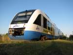 Am 05.09.2008 legt VT Lint 705 der OLA im Bahnhof von Plate ein kurzen Zwischenstop ein um einen Leerzug nach Schwerin Hbf zu befrdern