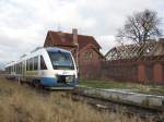 VT 705 der OLA im Endbahnhof von Gadebusch am 14.11.2007 am noch nicht renovierten Bahnhofsgebude.