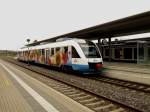 Im Bahnhof von Halberstadt am 10.10.2014 VT 706 der OLA auf dem Weg nach Halle Saale Hbf 