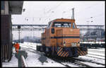 RAG Rangierlok 558 am Stellwerk in Gladbeck West am 16.2.1991.