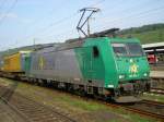 Die 185 533-7 der R4C am 15.09.2008 im Hauptbahnhof Wrzburg. 