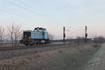 Als Lokzug (Freiburg (Brsg) Rbf - Neuenburg (Baden)) fuhr am 22.12.2016 die SWEG V103 (575 003-5) bei Hügelheim auf der KBS 703 in Richtung Zielbahnhof