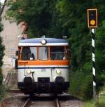 In vielen engen Kurven durchfhrt der MAN VT 9 der SWEG Waibstadt am 29.