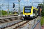 Am 25.06.2021 wird der SWEG Triebzug 622 965 im Bahnhof Friedrichshafen bereit gestellt.
