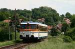 Zwischen Untergimpern und Neckarbischofsheim Helmhof ist der VT 26 am 22. Mai 2009 unterwegs als SWE 70776 von Hffenhardt nach Neckarbischofsheim Nordbahnhof.