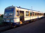 SWEG VT 125 der Achertalbahn steht am Abend des 04.06.10 im Bahnhof Achern auf Gleis 10 und wird in krze die Heimreise in seinen Heimatbahnhof Ottenhfen im Schwarzwald antreten.