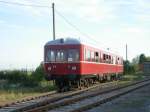 Am letzten Saisontag der Krebsbachtalbahn sind wir noch mal eine Runde von Neckarbischofsheim nach Hüffenhardt und zurück gefahren. Das Foto zeigt den Zug beim Aufenthalt in Hüffenhardt. 19.10.2014 um 16:50 Uhr. 