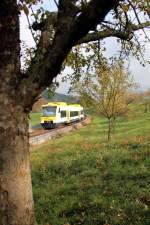 SWE 72218 mit VT 516  ex-Zell  kurz vor Unterharmersbach BF (30.10.2015)