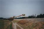 VT 411 und VS 220 der Wrttembergischen Eisenbahn Gesellschaft zwischen Mnchingen und Korntal, Mrz 2002