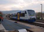 Triebwagen VT445  Alice  der WEG bei der Einfahrt in Bf Neufen.