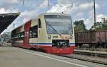 Ein BR 650 von Hohenzollerische LandesBahn AG, mit HzL wagen 252  Radolfzell  nach Braunlingen Bahnhof hier in Villingen am 04.08 2011.